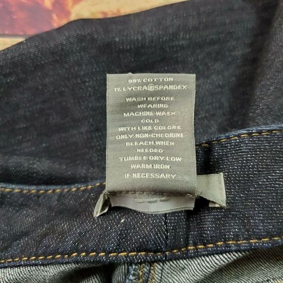 Ann Taylor Signature Fit Women's Size 6 Jeans Dark Wash Flare Wide Leg Stretch - Picture 6 of 6